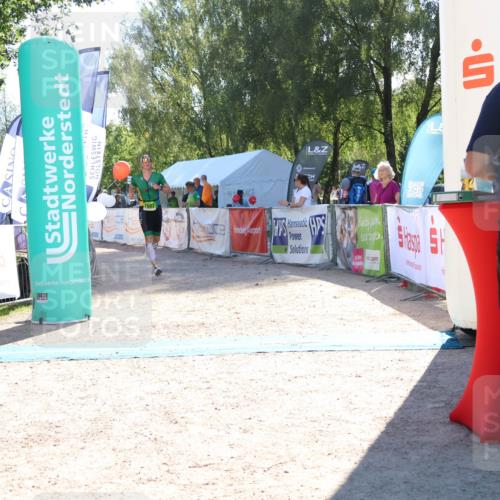 07.09.2025 - 19. Norderstedt Triathlon Zöllner http://msf.ph/oto/8786844 07.09.2025 15:45:15 Ziel  meine-sportfotos.de