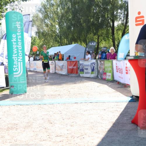 07.09.2025 - 19. Norderstedt Triathlon Zöllner http://msf.ph/oto/8786847 07.09.2025 15:45:16 Ziel  meine-sportfotos.de