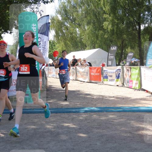 07.09.2025 - 19. Norderstedt Triathlon Zöllner http://msf.ph/oto/8786848 07.09.2025 13:28:26 Ziel 262, 290, 1264, 1295 meine-sportfotos.de