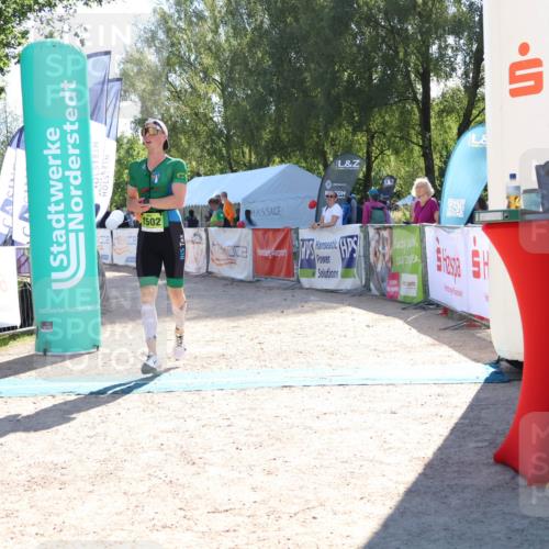 07.09.2025 - 19. Norderstedt Triathlon Zöllner http://msf.ph/oto/8786867 07.09.2025 15:45:18 Ziel  meine-sportfotos.de