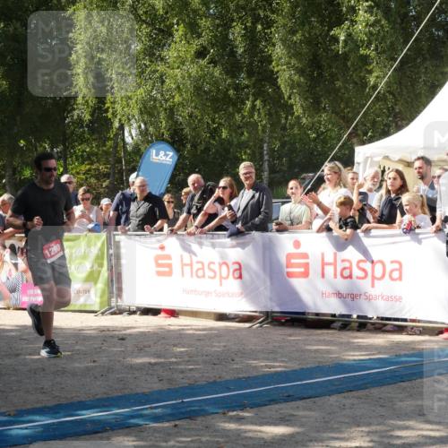 07.09.2025 - 19. Norderstedt Triathlon Zöllner http://msf.ph/oto/8786894 07.09.2025 13:11:34 Ziel 1290 meine-sportfotos.de