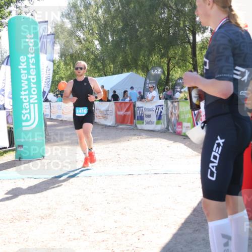 07.09.2025 - 19. Norderstedt Triathlon Zöllner http://msf.ph/oto/8786898 07.09.2025 15:46:20 Ziel 1416 meine-sportfotos.de