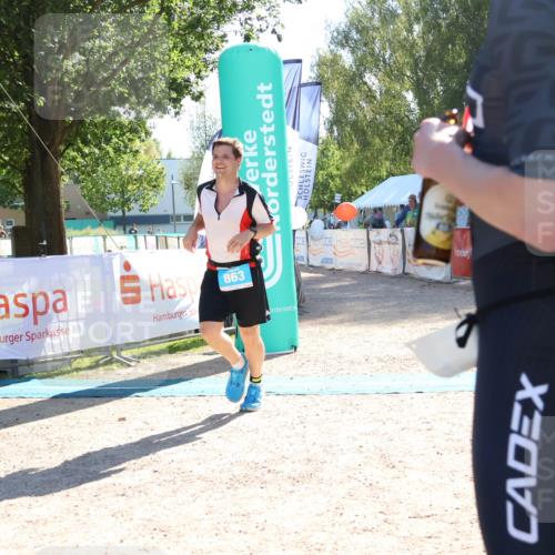 07.09.2025 - 19. Norderstedt Triathlon Zöllner http://msf.ph/oto/8786921 07.09.2025 15:46:39 Ziel 863 meine-sportfotos.de