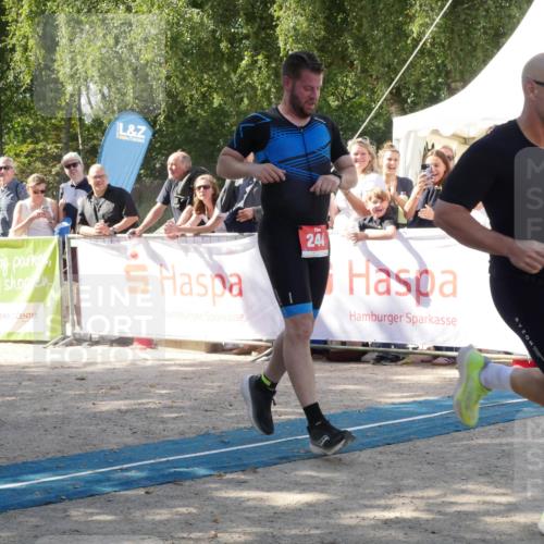 07.09.2025 - 19. Norderstedt Triathlon Zöllner http://msf.ph/oto/8786922 07.09.2025 13:12:03 Ziel 244, 1342 meine-sportfotos.de