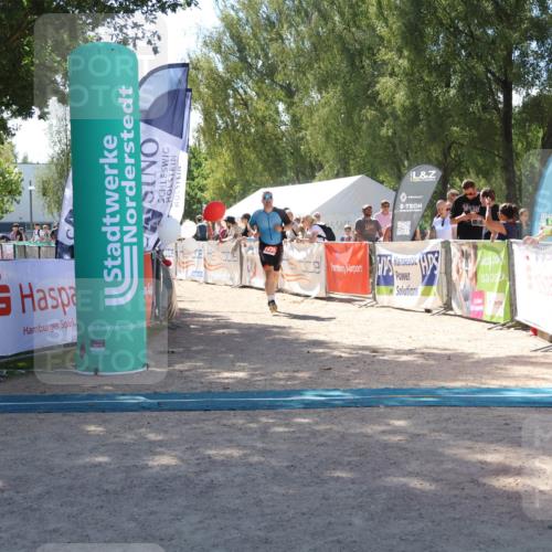 07.09.2025 - 19. Norderstedt Triathlon Zöllner http://msf.ph/oto/8786925 07.09.2025 13:29:19 Ziel 1235 meine-sportfotos.de