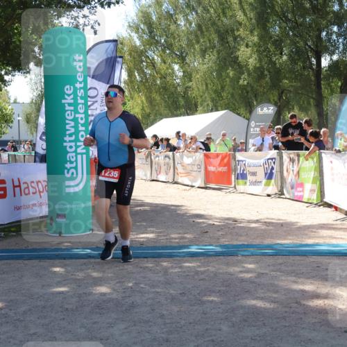 07.09.2025 - 19. Norderstedt Triathlon Zöllner http://msf.ph/oto/8786950 07.09.2025 13:29:23 Ziel 1235 meine-sportfotos.de