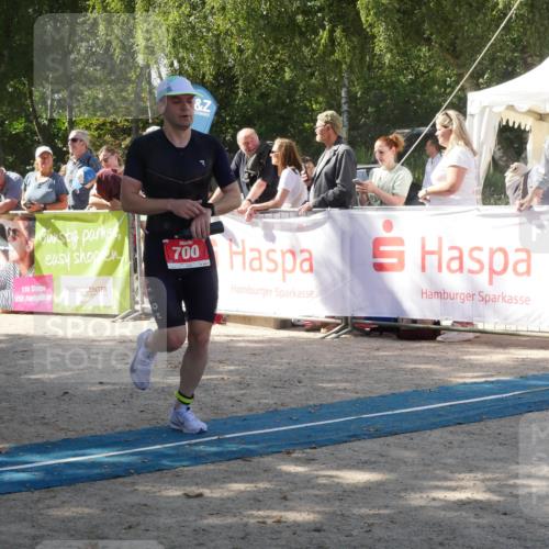 07.09.2025 - 19. Norderstedt Triathlon Zöllner http://msf.ph/oto/8786956 07.09.2025 13:12:32 Ziel 169, 700 meine-sportfotos.de
