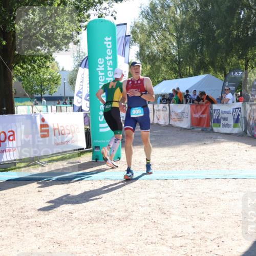 07.09.2025 - 19. Norderstedt Triathlon Zöllner http://msf.ph/oto/8786961 07.09.2025 15:47:10 Ziel 908 meine-sportfotos.de