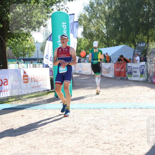 07.09.2025 - 19. Norderstedt Triathlon Zöllner http://msf.ph/oto/8786969 07.09.2025 15:47:10 Ziel 908 meine-sportfotos.de