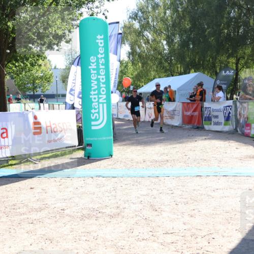 07.09.2025 - 19. Norderstedt Triathlon Zöllner http://msf.ph/oto/8786974 07.09.2025 15:47:48 Ziel 1000, 1462 meine-sportfotos.de