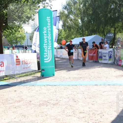 07.09.2025 - 19. Norderstedt Triathlon Zöllner http://msf.ph/oto/8786983 07.09.2025 15:47:49 Ziel 1000, 1462 meine-sportfotos.de