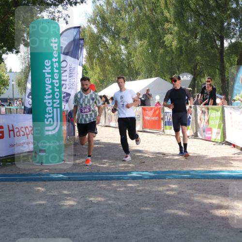 07.09.2025 - 19. Norderstedt Triathlon Zöllner http://msf.ph/oto/8786984 07.09.2025 13:29:41 Ziel 265, 266, 345 meine-sportfotos.de
