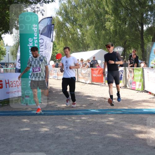 07.09.2025 - 19. Norderstedt Triathlon Zöllner http://msf.ph/oto/8786989 07.09.2025 13:29:42 Ziel 265, 266, 345 meine-sportfotos.de