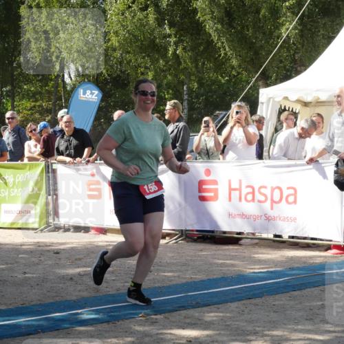07.09.2025 - 19. Norderstedt Triathlon Zöllner http://msf.ph/oto/8786994 07.09.2025 13:13:13 Ziel 156, 1322 meine-sportfotos.de