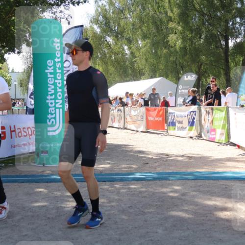 07.09.2025 - 19. Norderstedt Triathlon Zöllner http://msf.ph/oto/8787000 07.09.2025 13:29:43 Ziel 265, 266, 345 meine-sportfotos.de