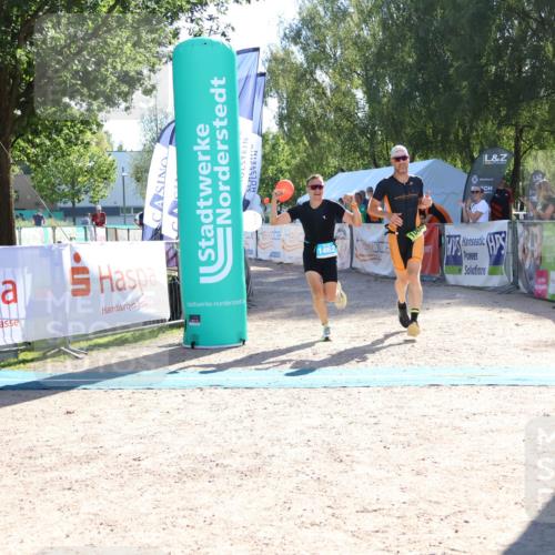 07.09.2025 - 19. Norderstedt Triathlon Zöllner http://msf.ph/oto/8787002 07.09.2025 15:47:50 Ziel 1000, 1462 meine-sportfotos.de