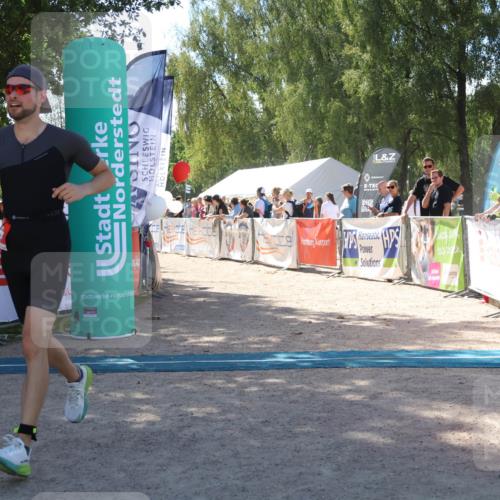 07.09.2025 - 19. Norderstedt Triathlon Zöllner http://msf.ph/oto/8787010 07.09.2025 13:29:48 Ziel 265, 266, 345 meine-sportfotos.de