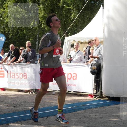 07.09.2025 - 19. Norderstedt Triathlon Zöllner http://msf.ph/oto/8787012 07.09.2025 13:13:40 Ziel 701 meine-sportfotos.de