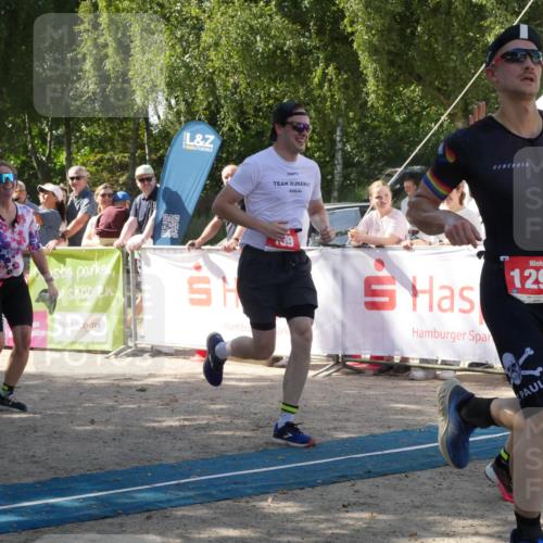 07.09.2025 - 19. Norderstedt Triathlon Zöllner http://msf.ph/oto/8787027 07.09.2025 13:14:16 Ziel 139, 302, 780, 1277, 1293 meine-sportfotos.de