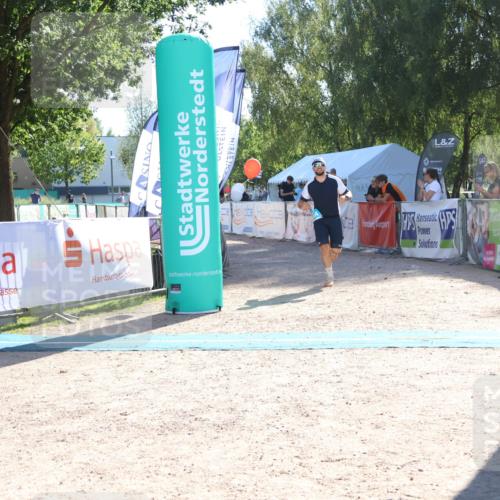 07.09.2025 - 19. Norderstedt Triathlon Zöllner http://msf.ph/oto/8787032 07.09.2025 15:47:56 Ziel 364, 960, 1000, 1462 meine-sportfotos.de