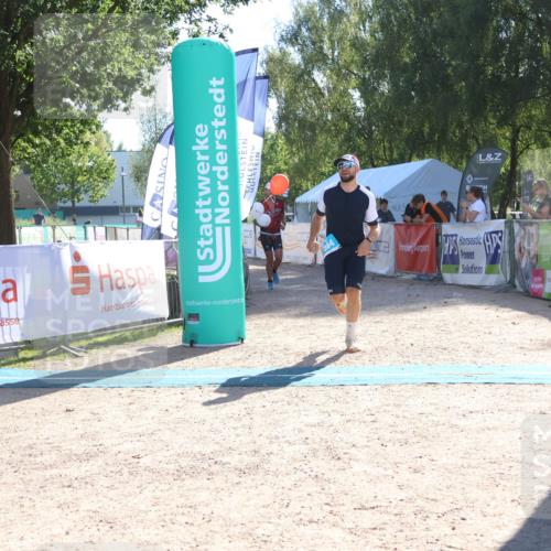 07.09.2025 - 19. Norderstedt Triathlon Zöllner http://msf.ph/oto/8787044 07.09.2025 15:47:57 Ziel 364, 960 meine-sportfotos.de
