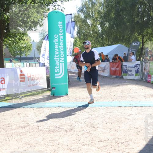 07.09.2025 - 19. Norderstedt Triathlon Zöllner http://msf.ph/oto/8787054 07.09.2025 15:47:58 Ziel 364, 960 meine-sportfotos.de