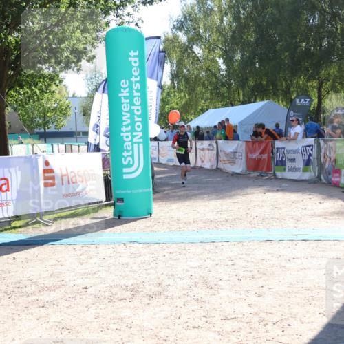 07.09.2025 - 19. Norderstedt Triathlon Zöllner http://msf.ph/oto/8787073 07.09.2025 15:48:47 Ziel 970 meine-sportfotos.de