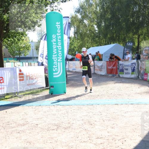 07.09.2025 - 19. Norderstedt Triathlon Zöllner http://msf.ph/oto/8787080 07.09.2025 15:48:49 Ziel 970 meine-sportfotos.de