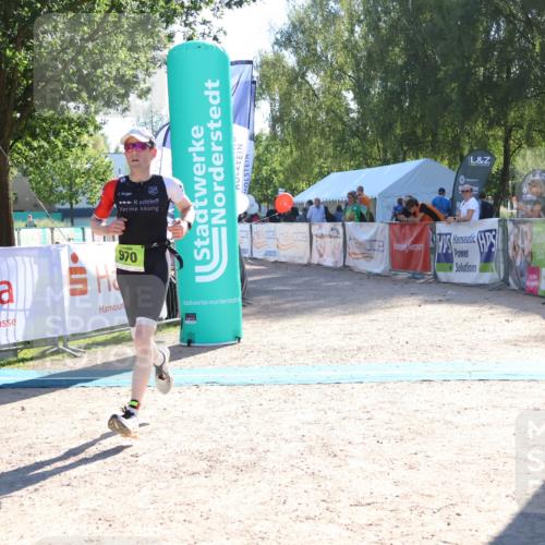 07.09.2025 - 19. Norderstedt Triathlon Zöllner http://msf.ph/oto/8787096 07.09.2025 15:48:50 Ziel 970 meine-sportfotos.de