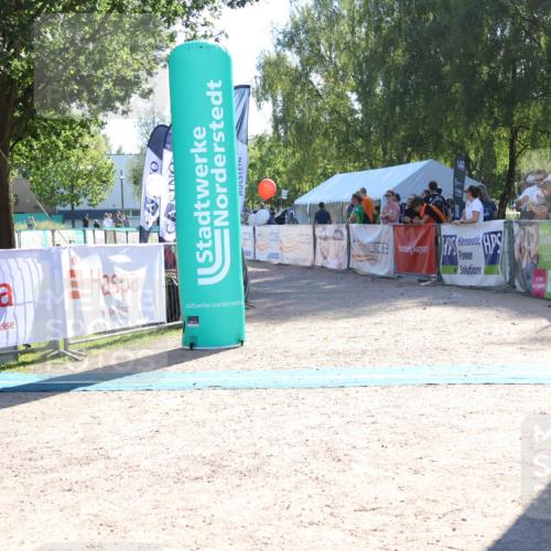07.09.2025 - 19. Norderstedt Triathlon Zöllner http://msf.ph/oto/8787103 07.09.2025 15:49:24 Ziel  meine-sportfotos.de
