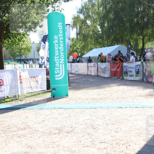 07.09.2025 - 19. Norderstedt Triathlon Zöllner http://msf.ph/oto/8787106 07.09.2025 15:49:25 Ziel 1012 meine-sportfotos.de