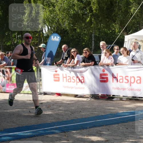 07.09.2025 - 19. Norderstedt Triathlon Zöllner http://msf.ph/oto/8787112 07.09.2025 13:15:29 Ziel 308, 1382 meine-sportfotos.de