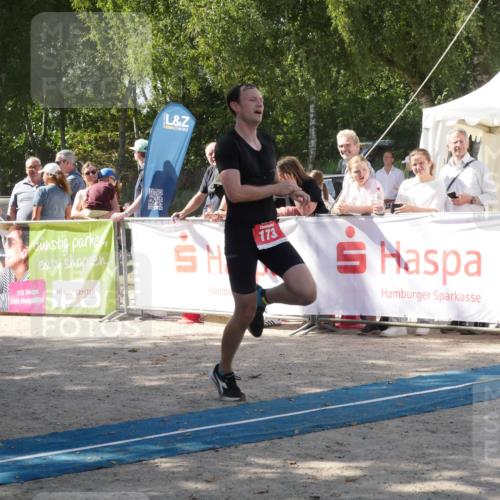 07.09.2025 - 19. Norderstedt Triathlon Zöllner http://msf.ph/oto/8787124 07.09.2025 13:15:34 Ziel 173, 308 meine-sportfotos.de