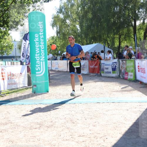 07.09.2025 - 19. Norderstedt Triathlon Zöllner http://msf.ph/oto/8787163 07.09.2025 15:49:30 Ziel 1012 meine-sportfotos.de