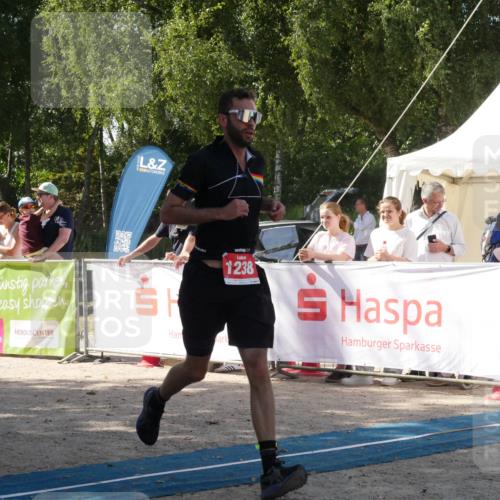07.09.2025 - 19. Norderstedt Triathlon Zöllner http://msf.ph/oto/8787168 07.09.2025 13:16:59 Ziel 1238 meine-sportfotos.de