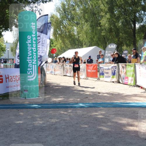 07.09.2025 - 19. Norderstedt Triathlon Zöllner http://msf.ph/oto/8787188 07.09.2025 13:31:33 Ziel 224 meine-sportfotos.de