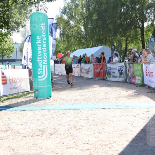 07.09.2025 - 19. Norderstedt Triathlon Zöllner http://msf.ph/oto/8787192 07.09.2025 15:49:59 Ziel 1005 meine-sportfotos.de