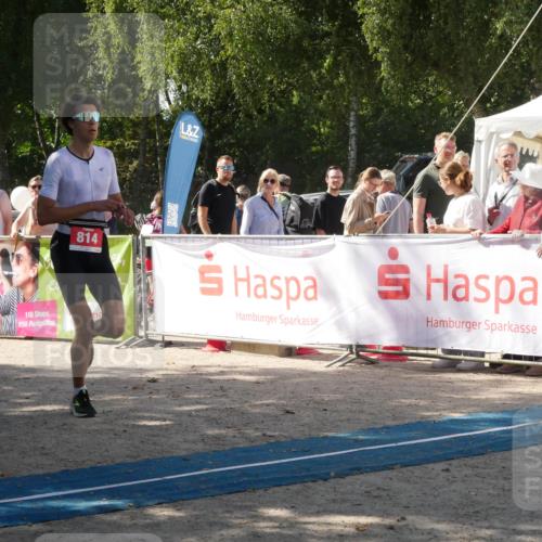 07.09.2025 - 19. Norderstedt Triathlon Zöllner http://msf.ph/oto/8787214 07.09.2025 13:18:56 Ziel 814 meine-sportfotos.de