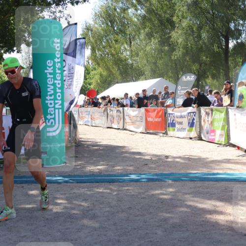 07.09.2025 - 19. Norderstedt Triathlon Zöllner http://msf.ph/oto/8787223 07.09.2025 13:31:57 Ziel 209 meine-sportfotos.de