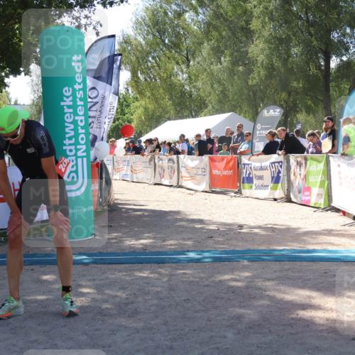 07.09.2025 - 19. Norderstedt Triathlon Zöllner http://msf.ph/oto/8787229 07.09.2025 13:31:57 Ziel 209 meine-sportfotos.de