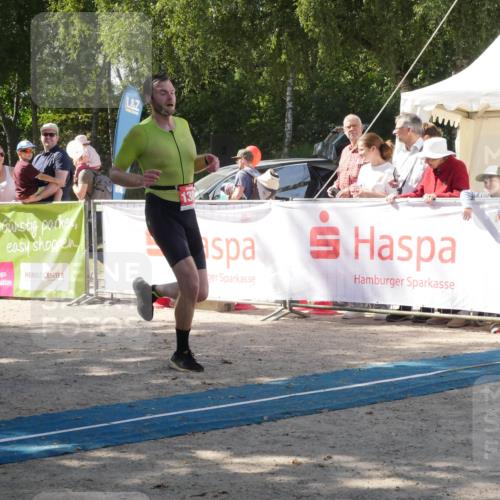 07.09.2025 - 19. Norderstedt Triathlon Zöllner http://msf.ph/oto/8787231 07.09.2025 13:19:17 Ziel 1384 meine-sportfotos.de