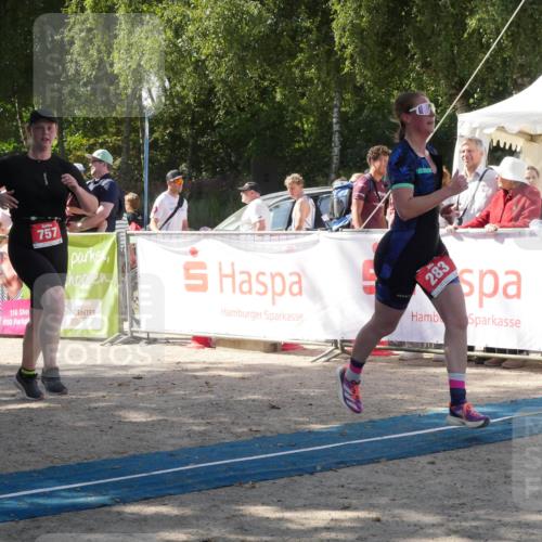 07.09.2025 - 19. Norderstedt Triathlon Zöllner http://msf.ph/oto/8787243 07.09.2025 13:19:30 Ziel 187, 283, 757 meine-sportfotos.de