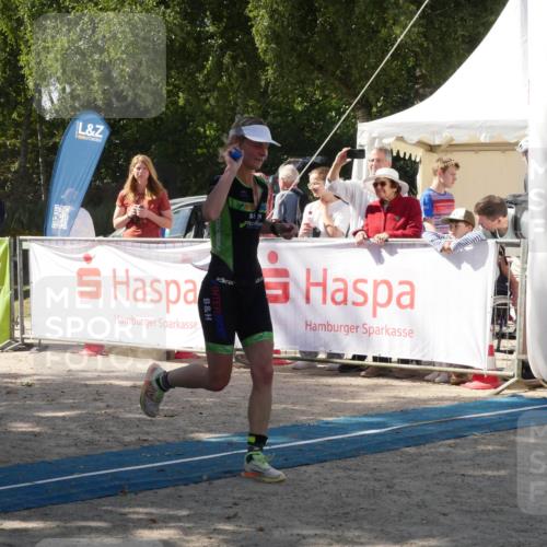 07.09.2025 - 19. Norderstedt Triathlon Zöllner http://msf.ph/oto/8787267 07.09.2025 13:20:09 Ziel 1262 meine-sportfotos.de