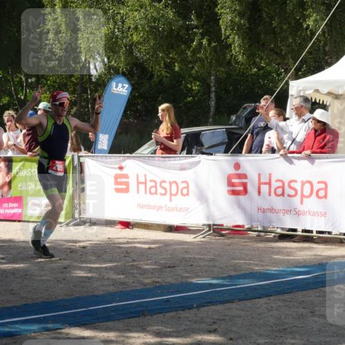 07.09.2025 - 19. Norderstedt Triathlon Zöllner http://msf.ph/oto/8787270 07.09.2025 13:20:23 Ziel 205 meine-sportfotos.de