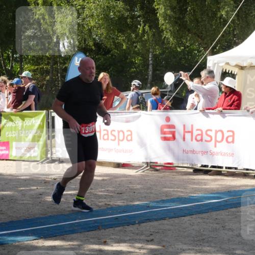 07.09.2025 - 19. Norderstedt Triathlon Zöllner http://msf.ph/oto/8787288 07.09.2025 13:20:33 Ziel 781, 798, 1397 meine-sportfotos.de