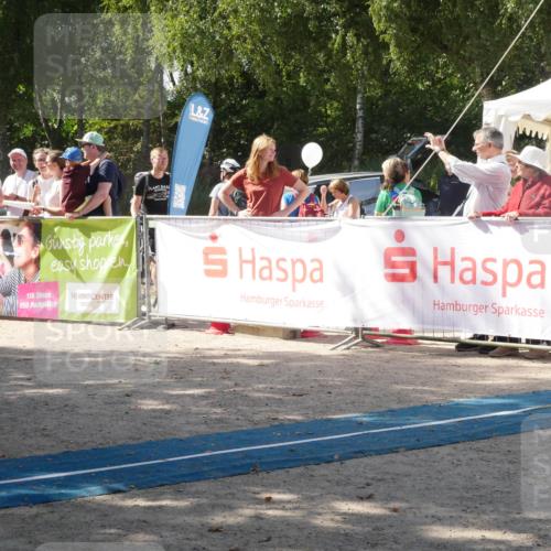 07.09.2025 - 19. Norderstedt Triathlon Zöllner http://msf.ph/oto/8787296 07.09.2025 13:20:35 Ziel 781, 798, 808, 1397 meine-sportfotos.de