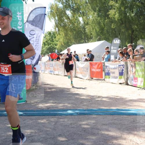 07.09.2025 - 19. Norderstedt Triathlon Zöllner http://msf.ph/oto/8787303 07.09.2025 13:33:34 Ziel 157, 307, 752 meine-sportfotos.de