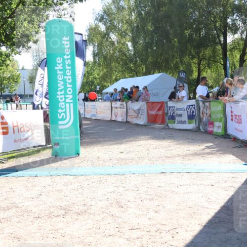 07.09.2025 - 19. Norderstedt Triathlon Zöllner http://msf.ph/oto/8787309 07.09.2025 15:52:05 Ziel  meine-sportfotos.de