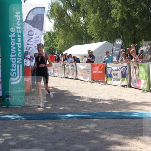 07.09.2025 - 19. Norderstedt Triathlon Zöllner http://msf.ph/oto/8787319 07.09.2025 13:33:40 Ziel 307, 1221 meine-sportfotos.de