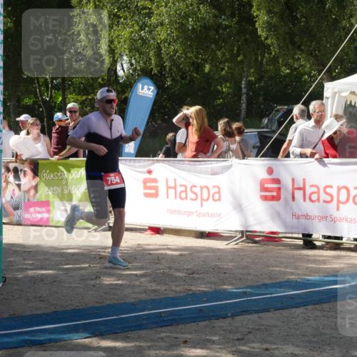 07.09.2025 - 19. Norderstedt Triathlon Zöllner http://msf.ph/oto/8787325 07.09.2025 13:20:57 Ziel 754 meine-sportfotos.de
